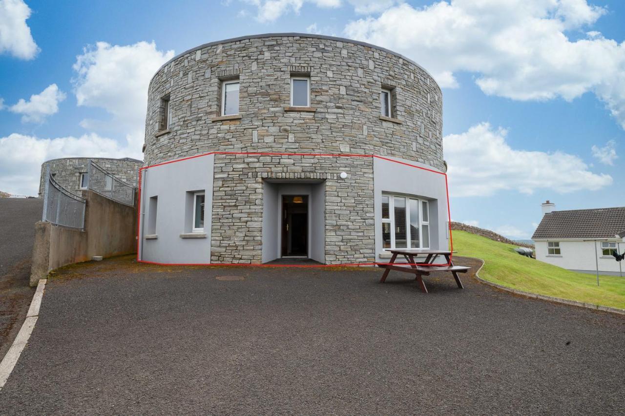 Downings Coastguard Cottages - Type B-E Bagian luar foto