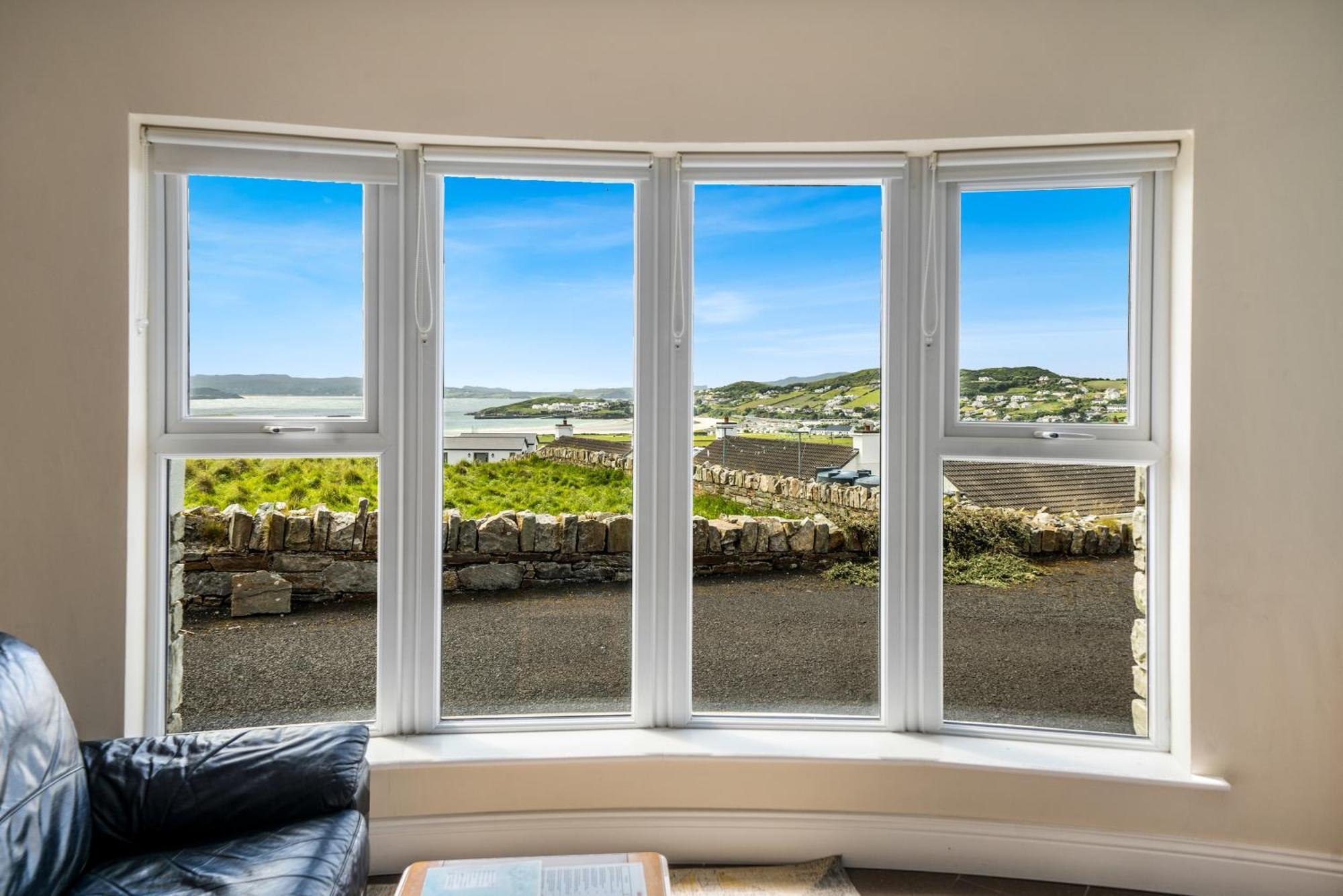Downings Coastguard Cottages - Type B-E Bagian luar foto